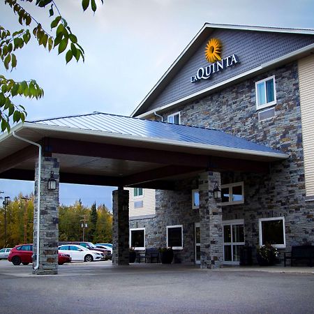 Hotel La Quinta By Wyndham Fairbanks Airport Exterior foto